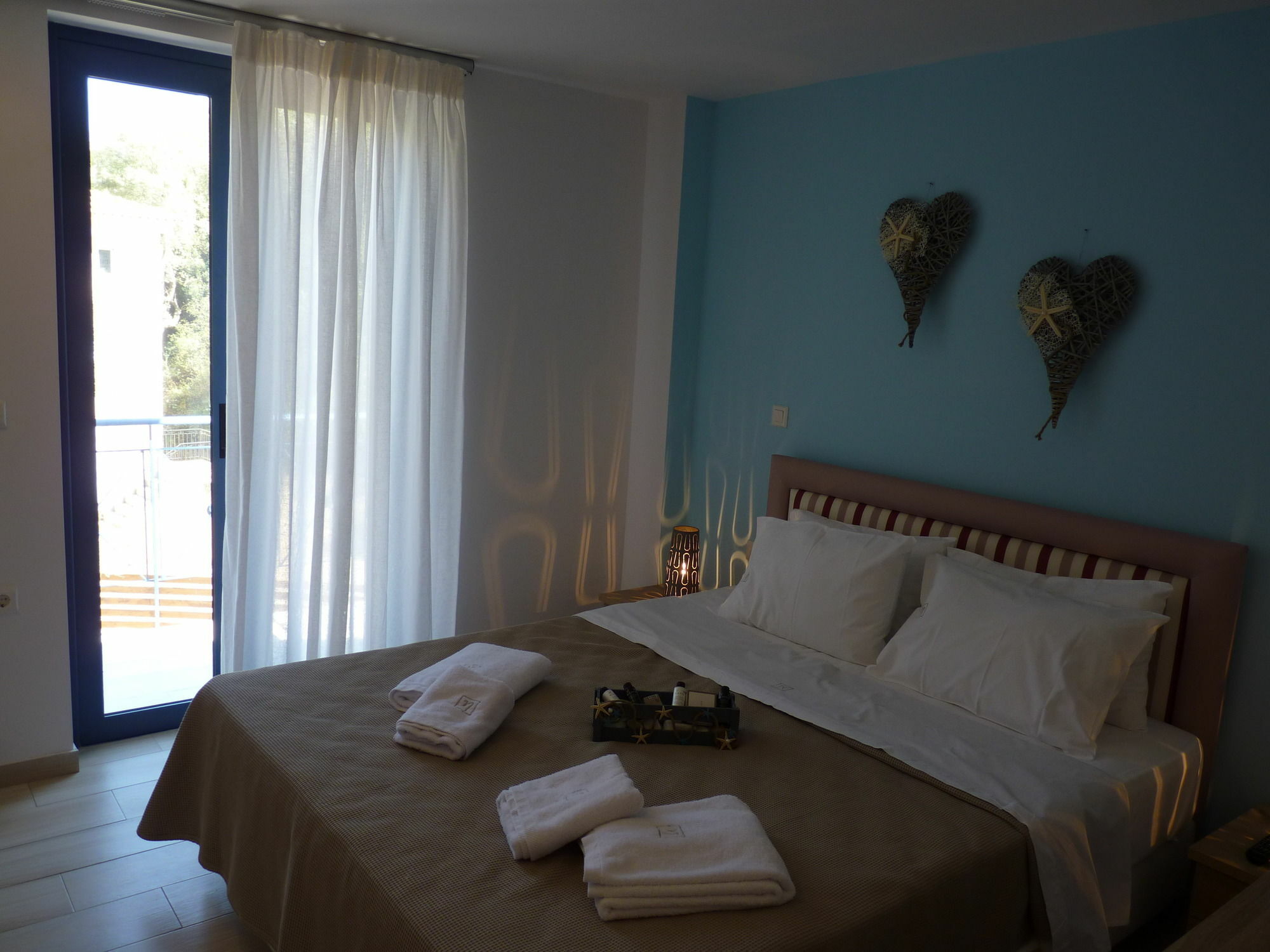 Ilianthos Apartments & Studios Mikros Gialos Dış mekan fotoğraf